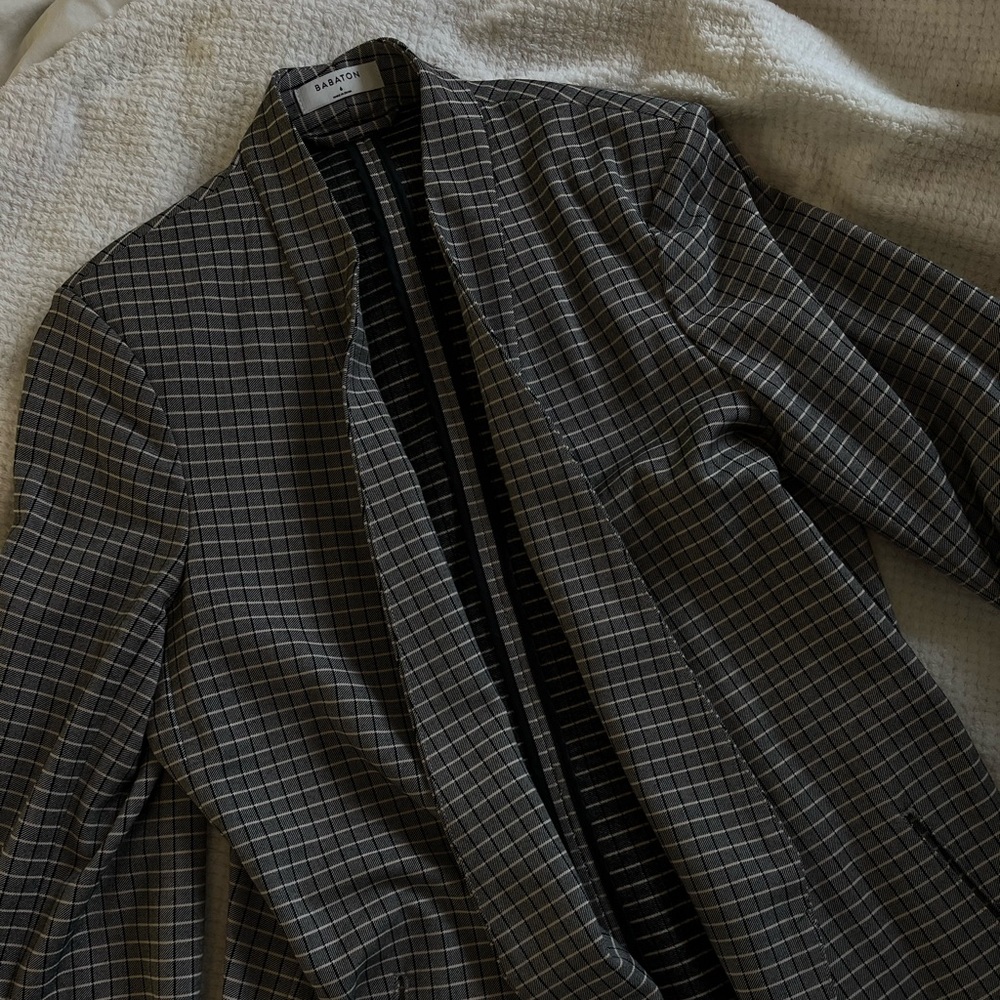 a babaton power hip blazer, worn once!